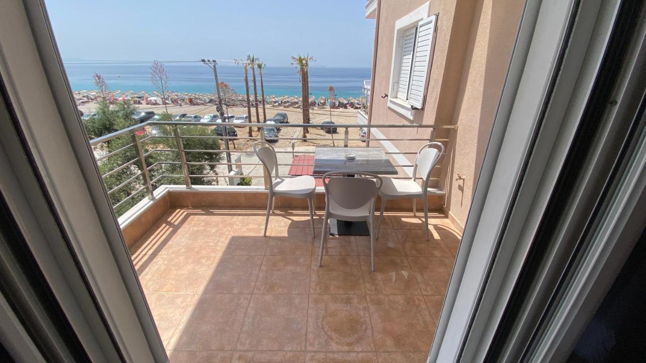 Vangjelis Hotel Himarë Dış mekan fotoğraf