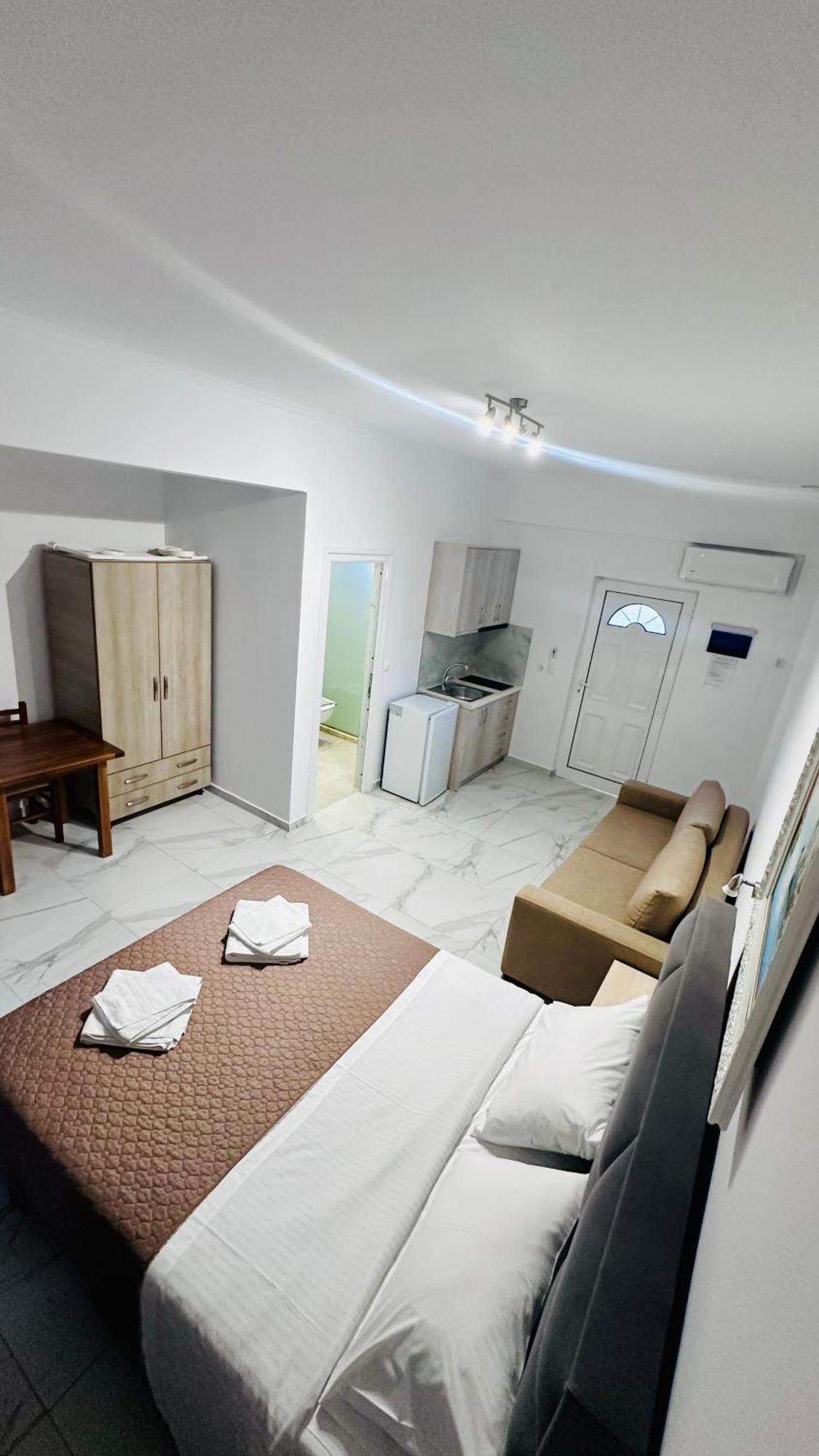 Vangjelis Hotel Himarë Dış mekan fotoğraf